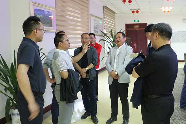 1622528374872158.jpg IMG_1451.JPG